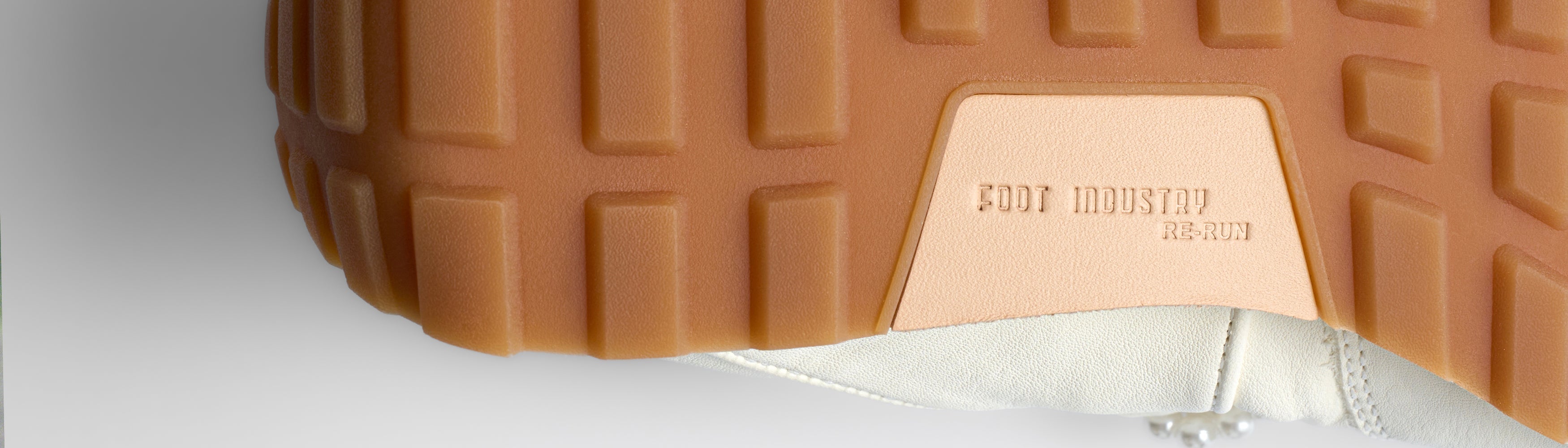 メリー・ジェーン・ランナー – FOOT INDUSTRY